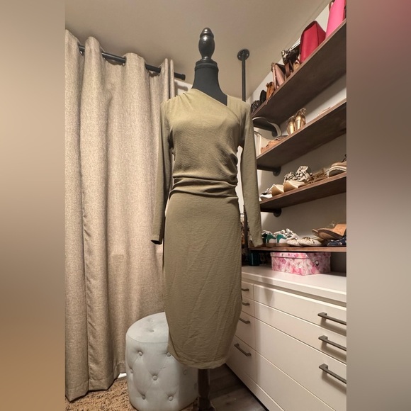 Zara Dresses & Skirts - Beautiful brand new dress